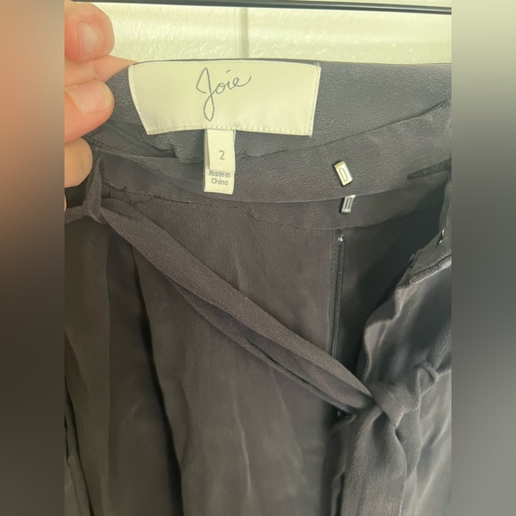 Silk Joie jogger pants with tie. Ultra luxury. With pockets. Softest pants ever - Picture 2 of 3